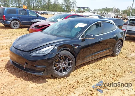 2018 Tesla Model 3 Long Range/Performance из США, поврежденный, VIN 5YJ3E1EB1JF122786